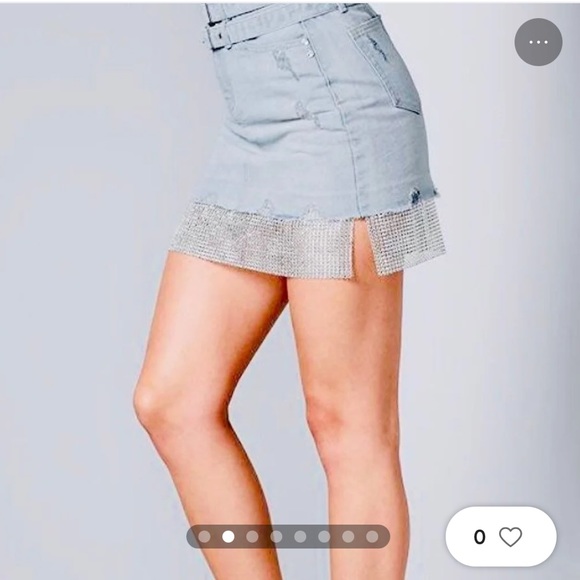 Venus Chic Denim Jeans Silver Metallic Rhinestones Hem Skirt Size 8 - Picture 2 of 11